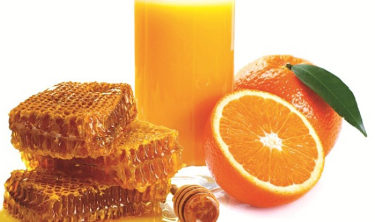 Trong cam và mật ong chứa một lượng lớn đường Fructose
