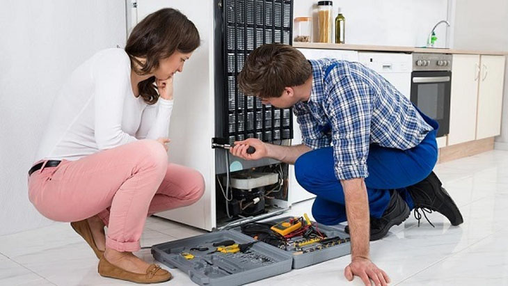 Rút điện tủ lạnh khi không dùng có thể là nguyên nhân dẫn đến nguy cơ hư hỏng các bộ phận của tủ